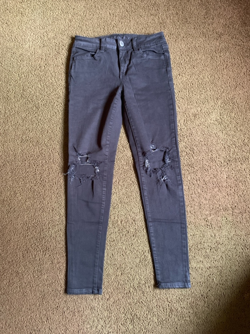 American Eagle Outfitters Black Factory Ripped Distressed Skinny Jeans Size 4
